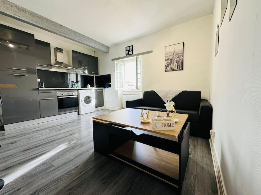 Apartamento Isval Wifi-Hyper Centre Cognac Exterior foto