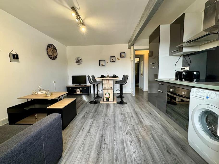 Apartamento Isval Wifi-Hyper Centre Cognac Exterior foto